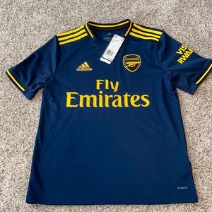 NWT Adidas Boys Large Arsenal Jersey